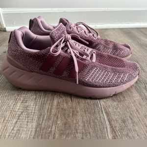 Adidas cloudfoam tennis shoes